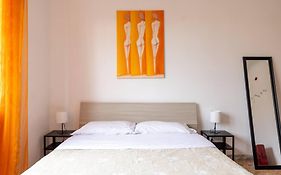 Ambra'S Bright Apartment